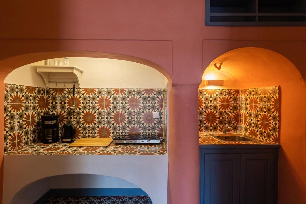 St.Mammas Traditional Apartment Meszariá Kültér fotó