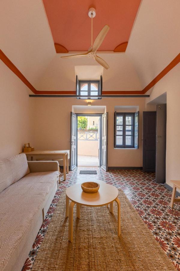 St.Mammas Traditional Apartment Meszariá Kültér fotó